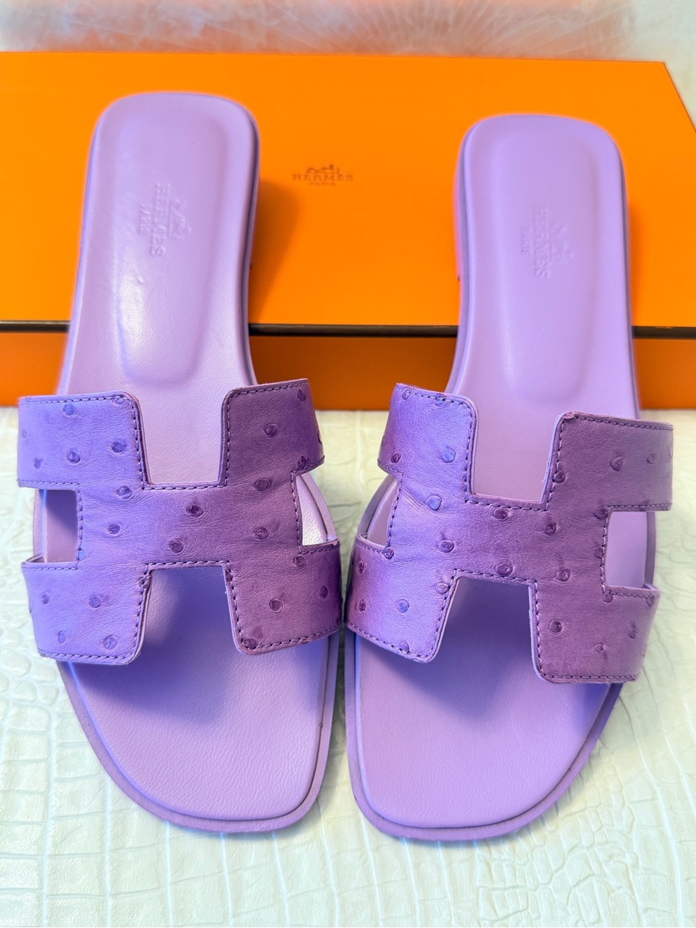 Hermes Oran sandals slides slippers lavender ostrich leather Size 39,5 ( 9,5)